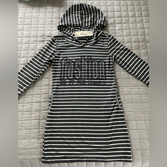 NWT Lawa Women’s Striped Long Sleeve Hooded Super Mini Dress with Pockets - Picture 10 of 13